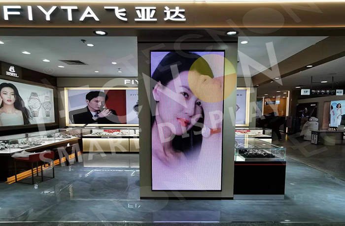 廣告機(jī)打開消費(fèi)增長(zhǎng)新空間，創(chuàng)新利用技術(shù)助力制造業(yè)開辟“新賽道”