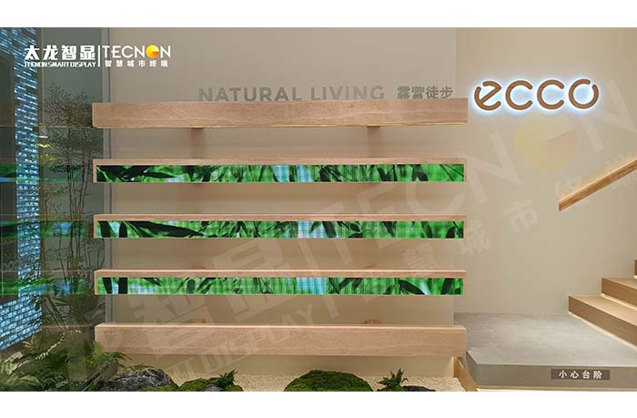 西安王府井百貨 ECCO 專柜條形 LED 屏：定制led屏解鎖鞋履美學(xué)新視角